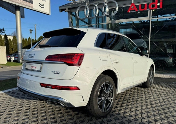 Audi Q5 cena 199900 przebieg: 67301, rok produkcji 2020 z Warka małe 529